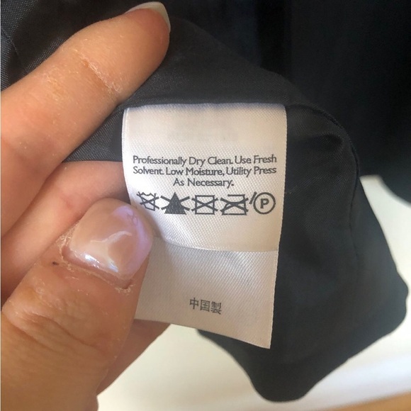 Women’s Eddie Bauer black blazer size 6 - Picture 5 of 7